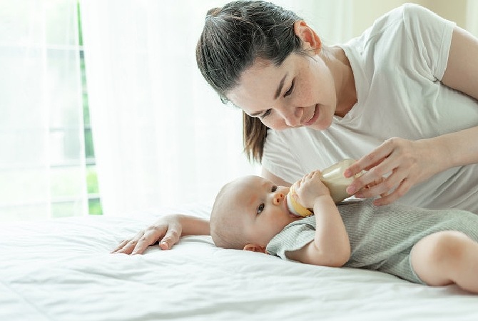 3 Cara Mensterilkan Botol Bayi Agar Bebas dari Penyakit