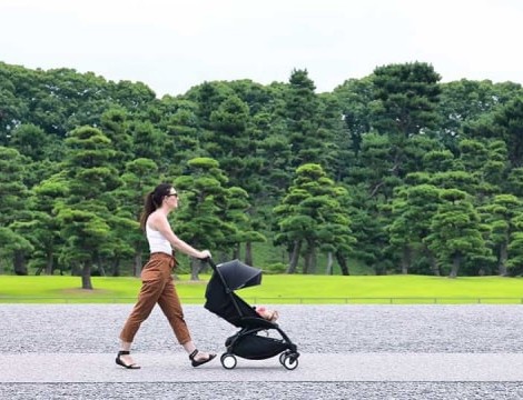 5 Fitur Stroller Yang Cocok Untuk Moms Masa Kini