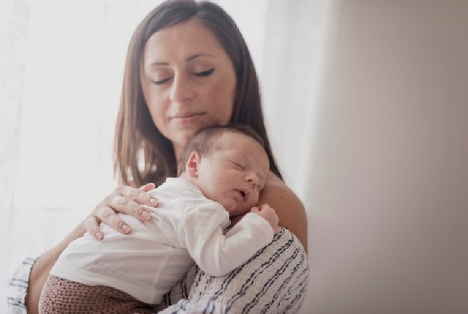 5 Stimulasi untuk Memperkuat Leher Bayi. Coba Yuk, Moms!
