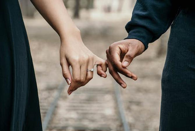 5 Tips Menjalankan Long Distance Marriage