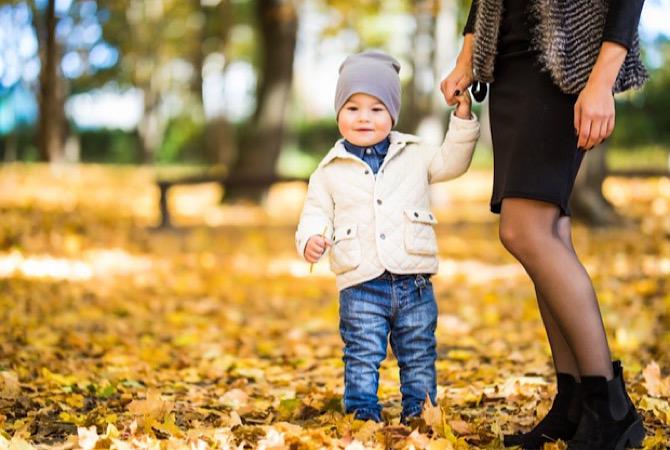 5 Cara Mempersiapkan Bayi Belajar Berjalan