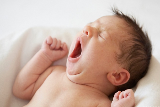 Bayi Kurang Tidur? Ternyata Berbahaya Moms!