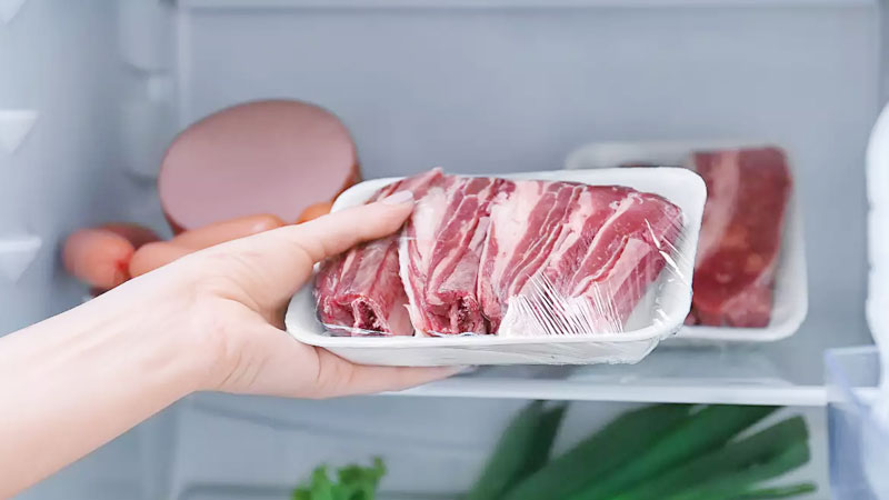 Moms, Ini 5 Cara Menyimpan Daging di Kulkas Agar Tahan Lama