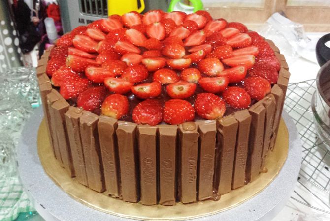 Chocolate & Strawberry Kit Kat Cake