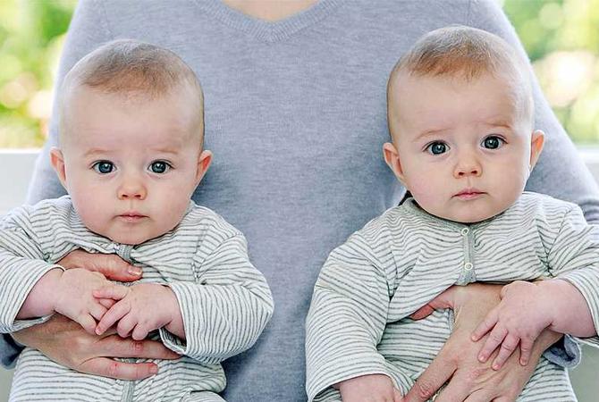 Ini 10 Tanda Moms Tengah Hamil Anak Kembar