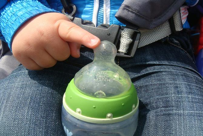 Kesalahan dalam Mencuci Botol Susu Bayi