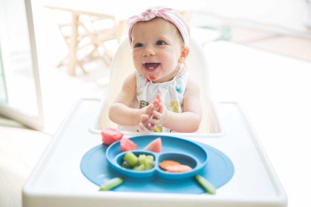 5 Manfaat BLW untuk Perkembangan Bayi, Apa Saja?