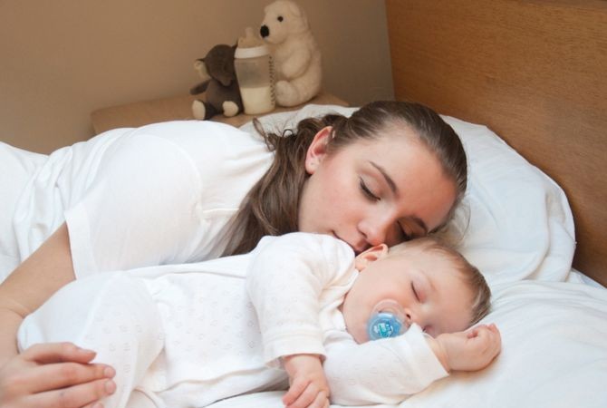 Normalkah Bayi Berkeringat Saat Tidur ?