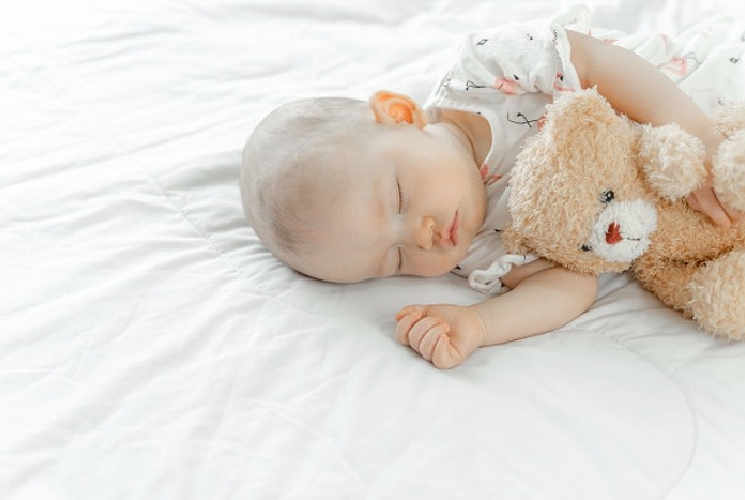 Penyebab dan Cara Mengatasi Bayi Susah Tidur