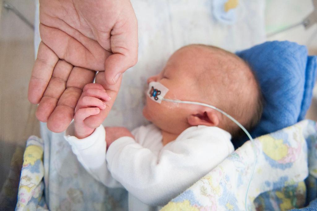 Ciri Bayi Prematur yang Sehat, Perhatikan Cara Perawatan Tumbuh Kembangnya