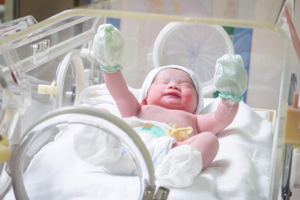 Bayi Tabung untuk Program Hamil, Kenali Proses dan Risikonya