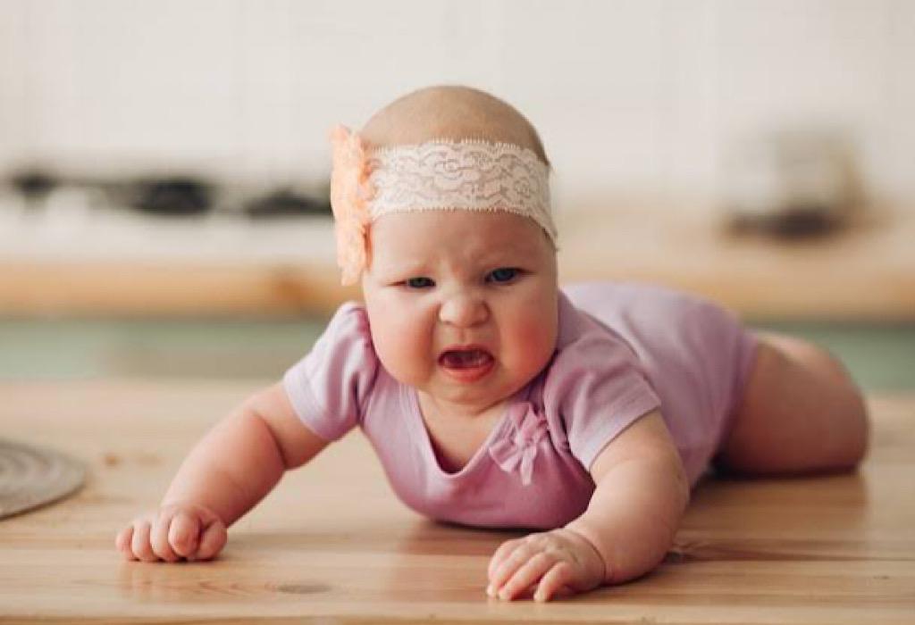 5 Hal yang Harus Dierhatikan Sebelum Tindik Telinga Bayi