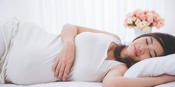 7 Tips Tidur bagi Ibu Hamil Trimester Ketiga