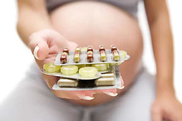 Jangan Sembarangan, Ini Daftar Obat yang Dilarang untuk Ibu Hamil