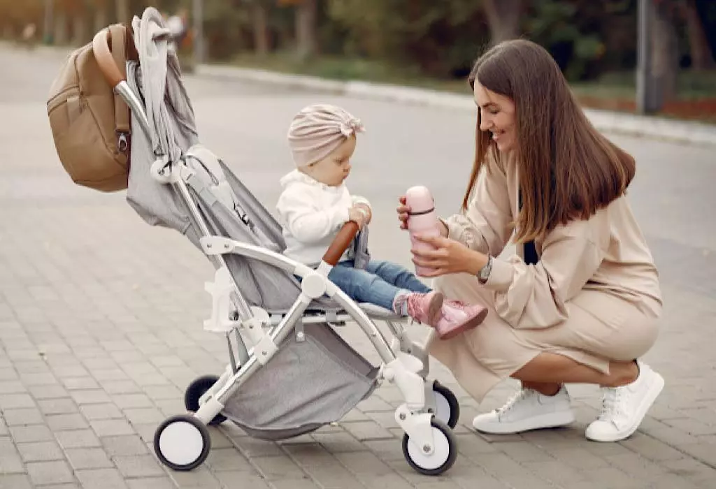 Teliti Sebelum Membeli, Simak Jenis Stroller Bayi dan Harganya